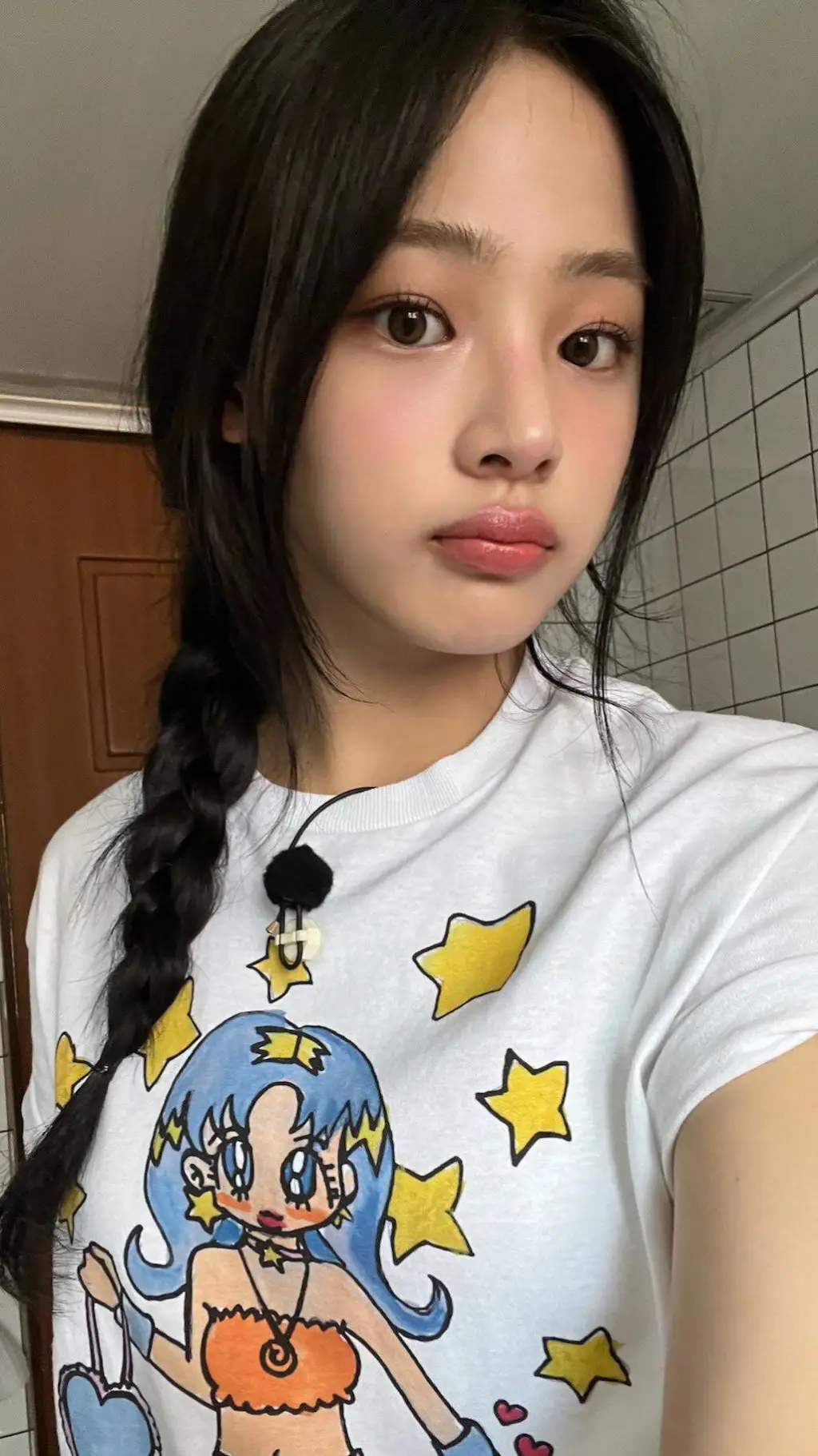 ai character: Minji. background