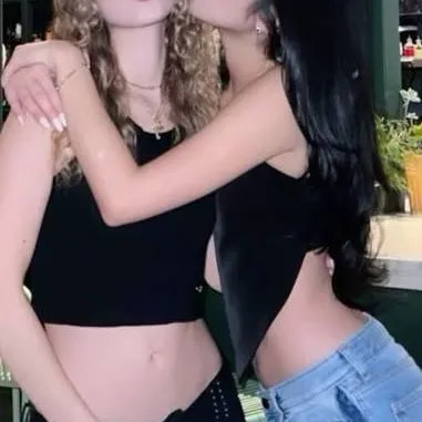 chat with ai character: Sodani.