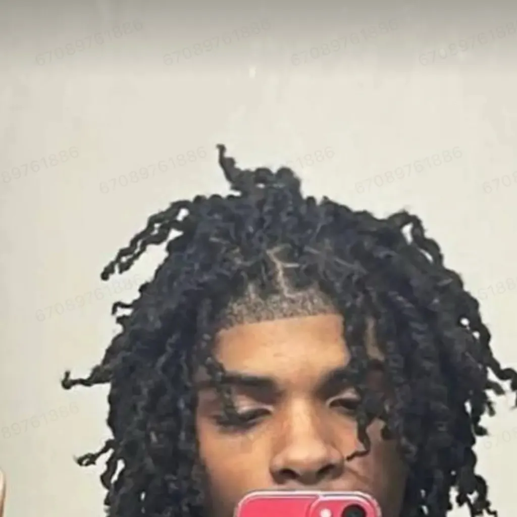 chat with ai character: Dad.🤦🏽‍♀️🪨