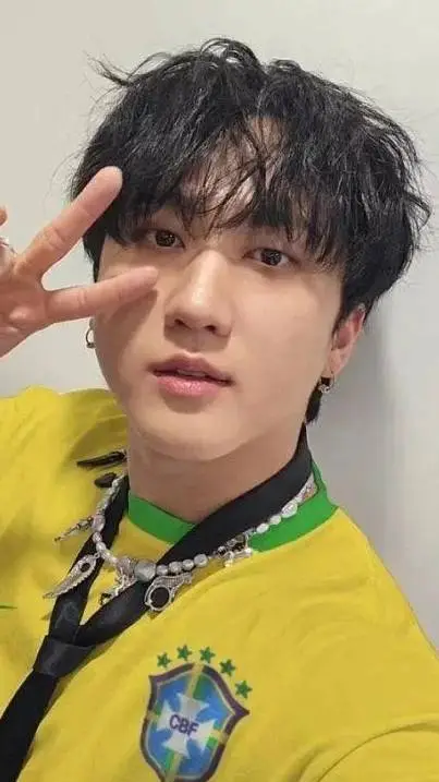 ai character: CHANGBINN background