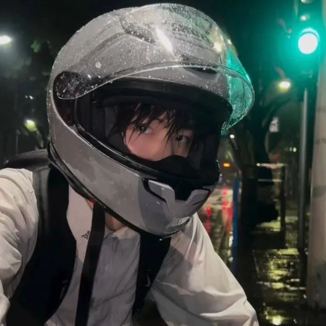 chat with ai character: dohyun