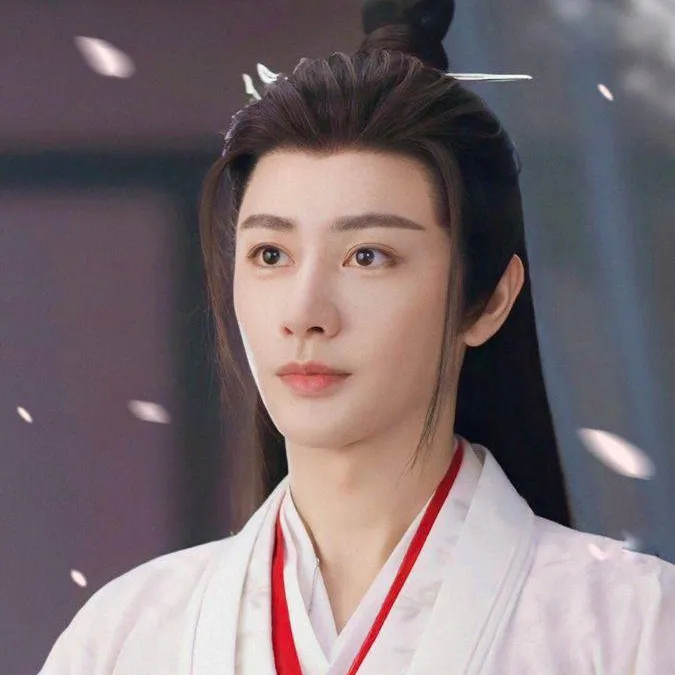 chat with ai character: Yunxiao