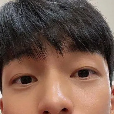 chat with ai character: Wi ha joon
