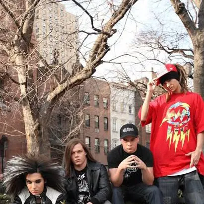 chat with ai character: Tokio Hotel