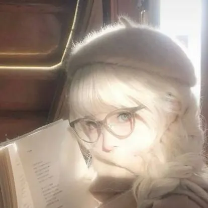 chat with ai character: Daisy 