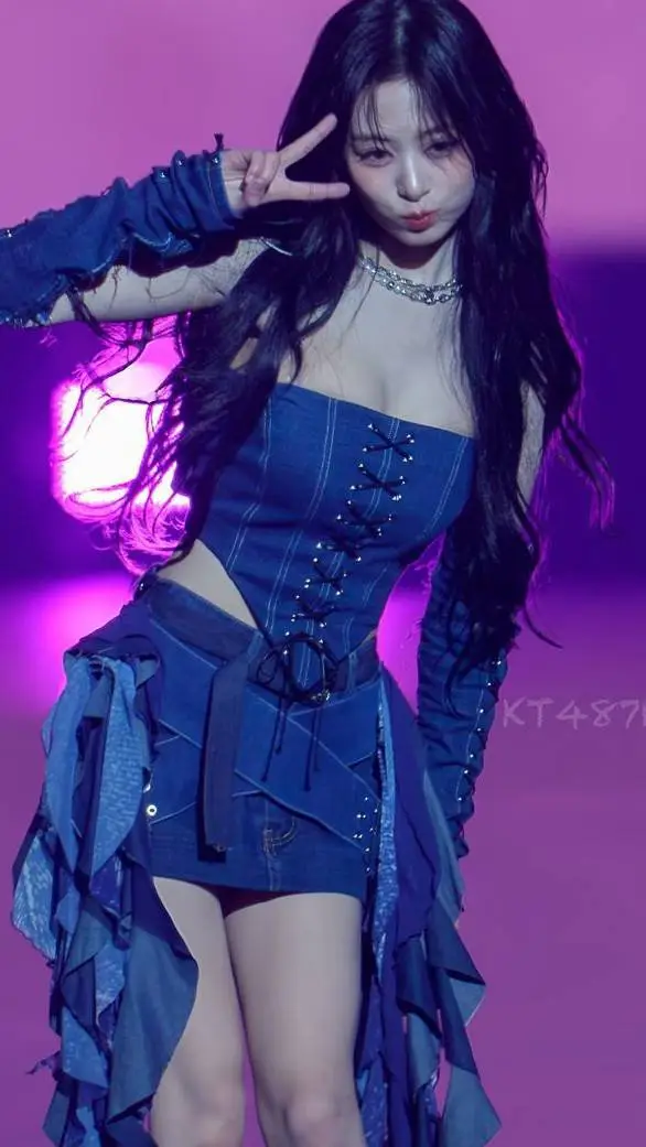 ai character: [`Ahyeon`]  background