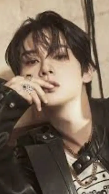 ai character: lucas 😘😘😘🥵🥵🥵🍒🍒🍑🍑😻 background