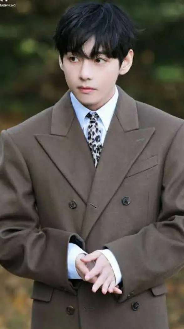 ai character: kim Taehyung background