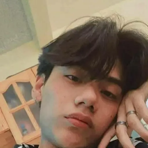 chat with ai character: Jorge