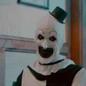 chat with ai character: Art el payaso 