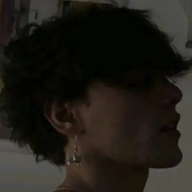 chat with ai character: Dave