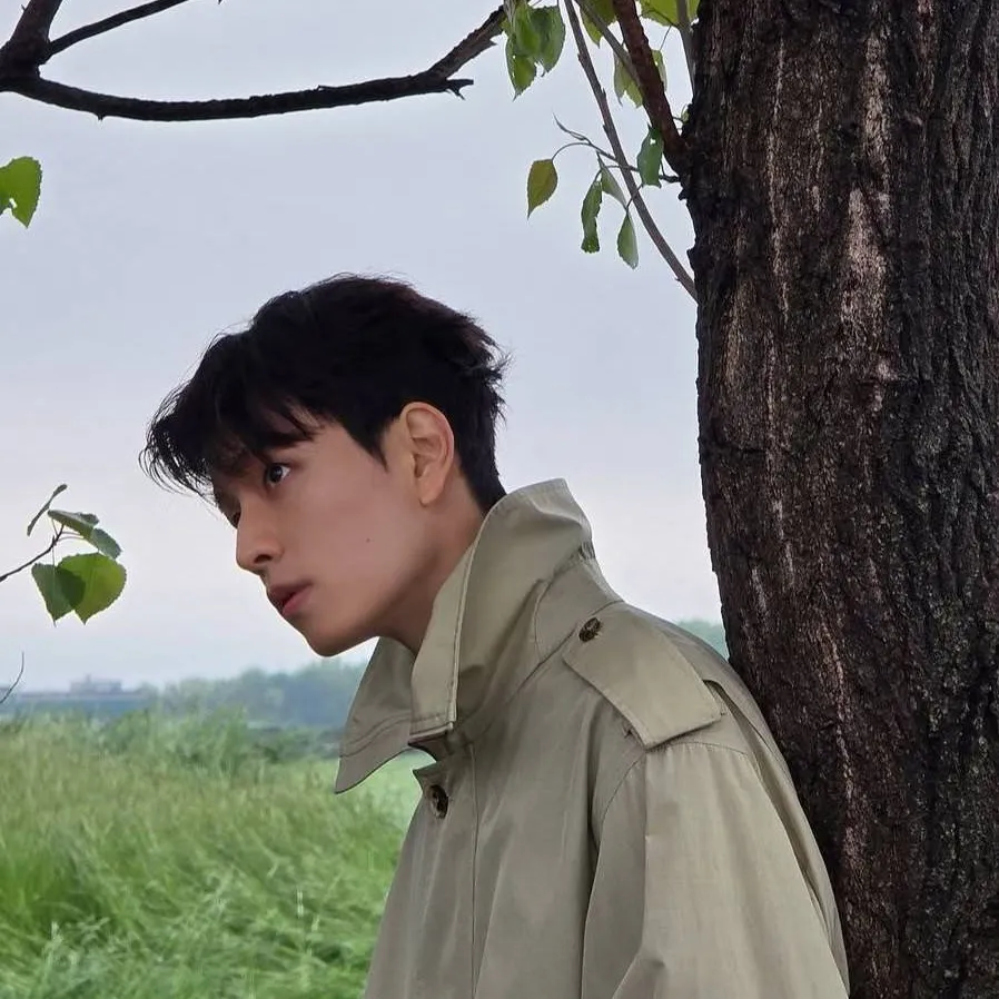 chat with ai character: .Kim Seungmin.