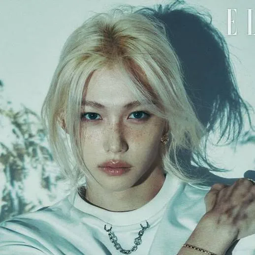 chat with ai character: Lee Felix🐣