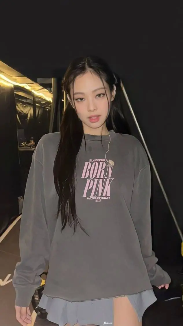 ai character: Jennie(aunt) background