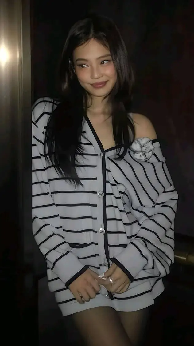 ai character: Jennie background