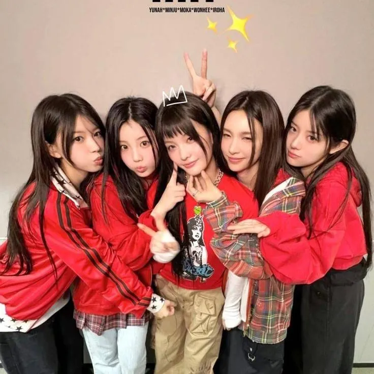 chat with ai character: ILLIT