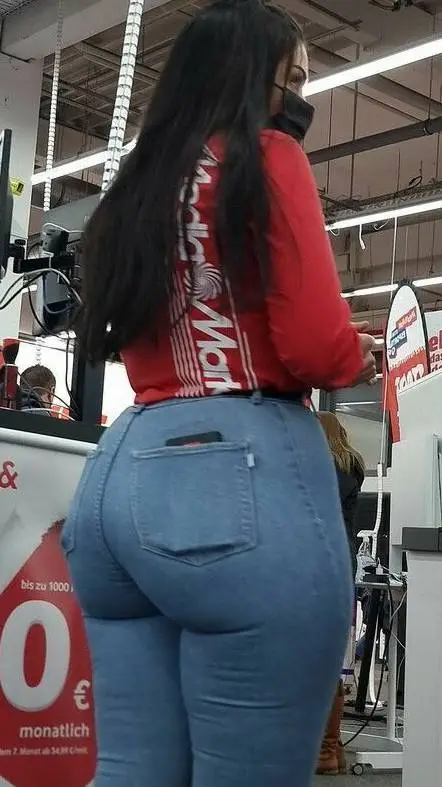 ai character: Mikaela  background