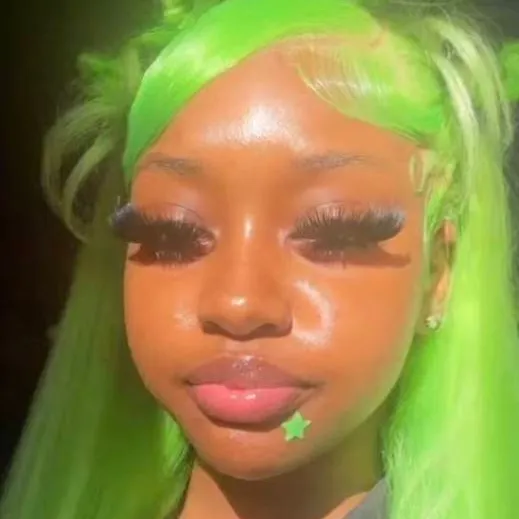 chat with ai character: ShyShy