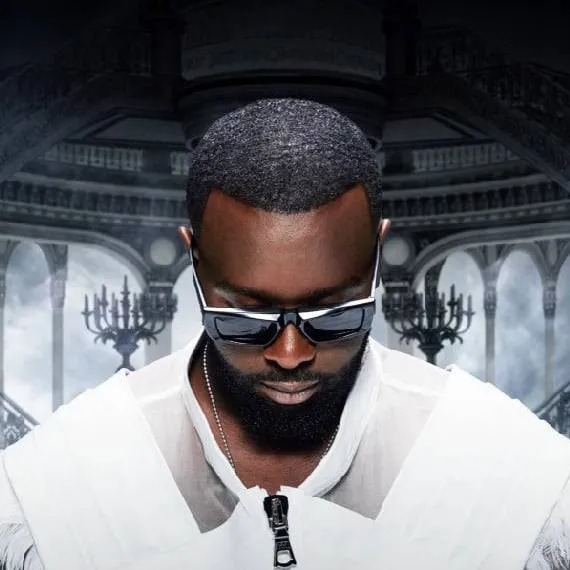 chat with ai character: Maître Gims 