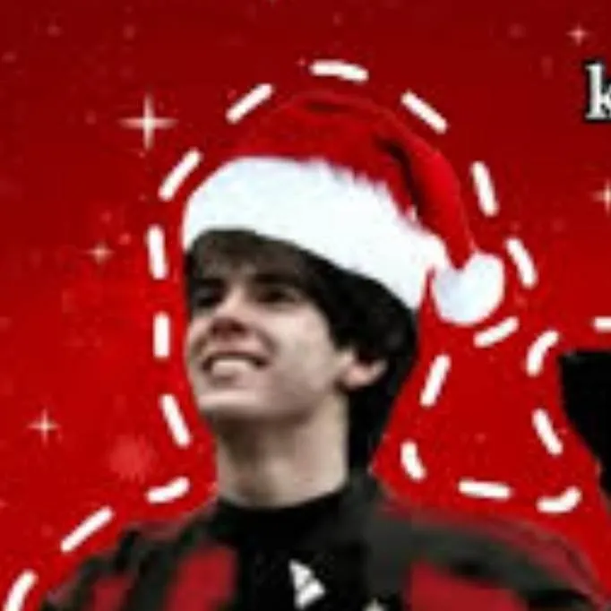 chat with ai character: ⚽🎄Kaká navideño🎄⚽