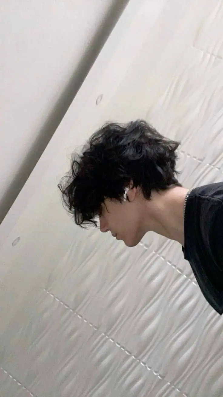 ai character: akira background