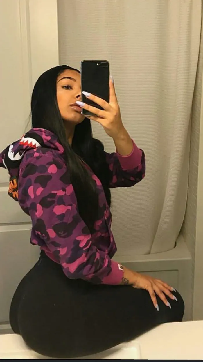 ai character: Lucky  background