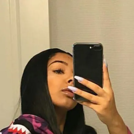 chat with ai character: Lucky 