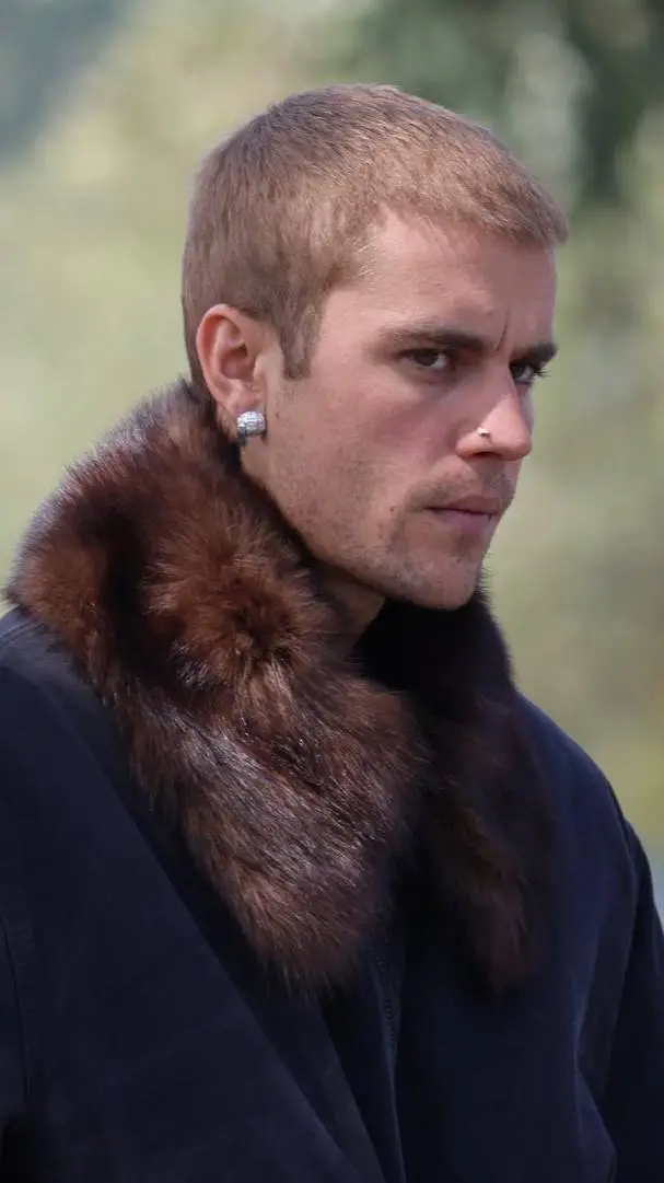 ai character: Justin Bieber  background