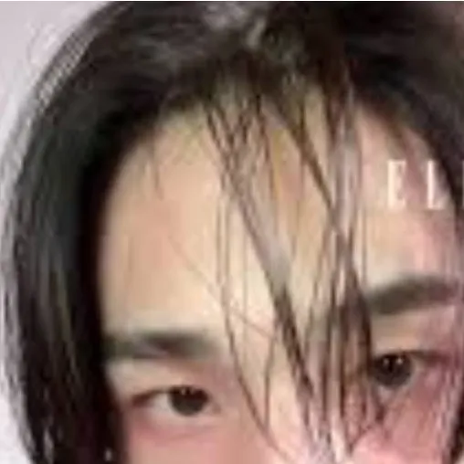 chat with ai character: Hyunjin