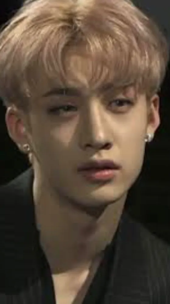 ai character: Bangchan background