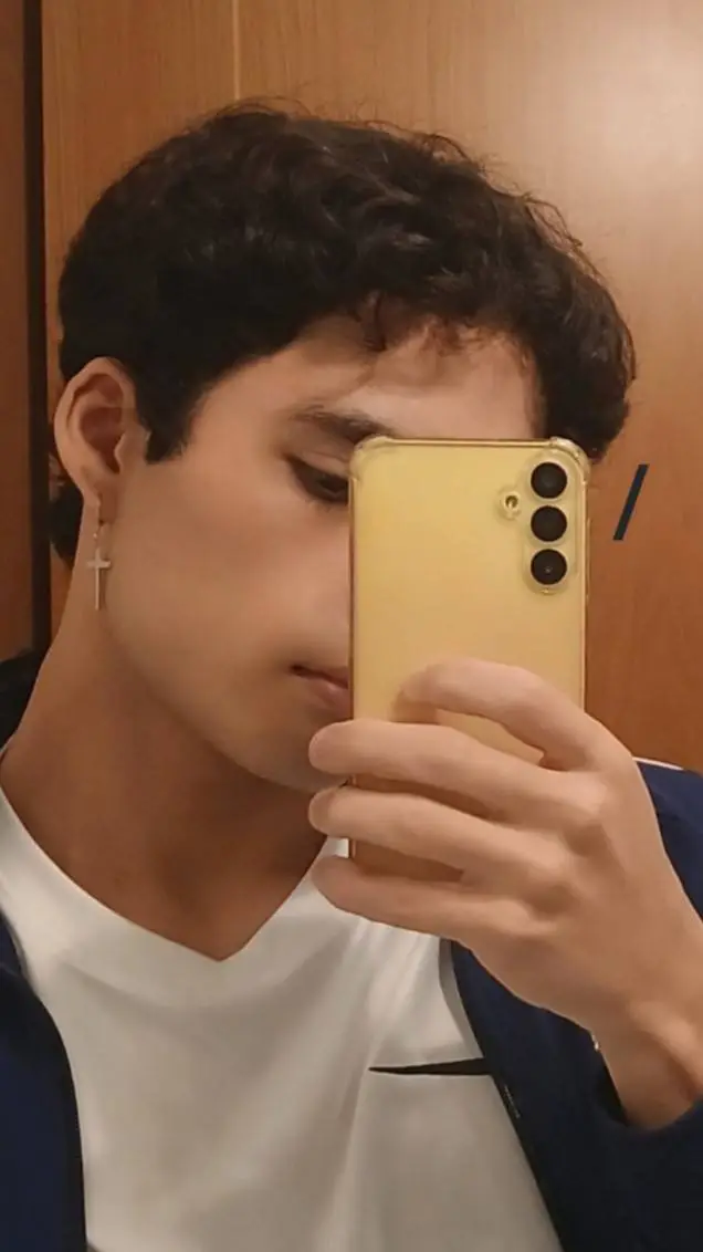 Talkie AI - Chat with Pablo