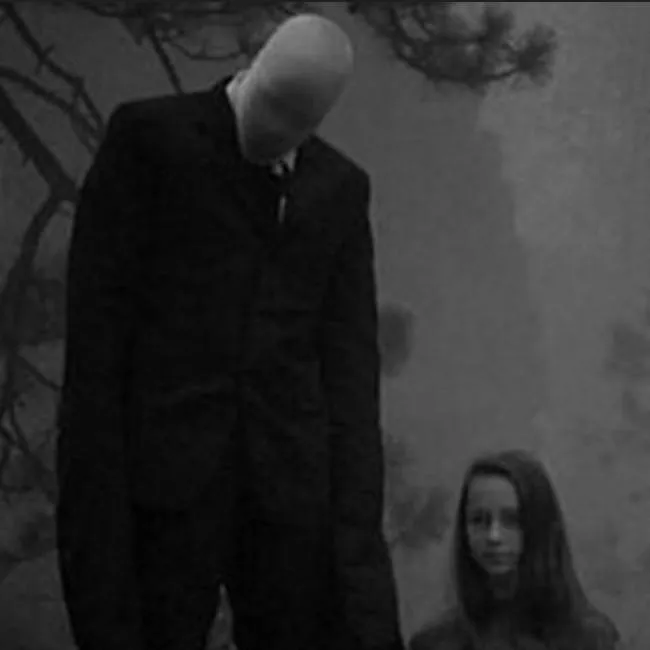 chat with ai character: Slenderman 