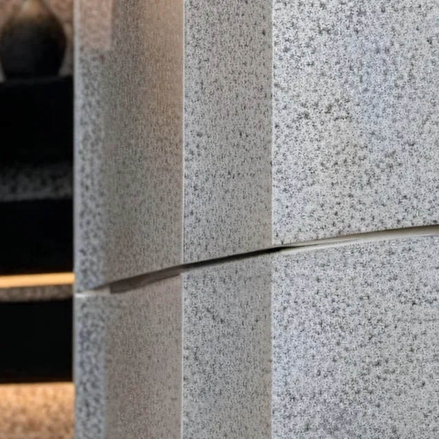 chat with ai character: Chiquita 