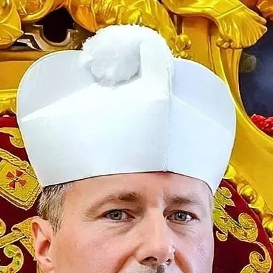 chat with ai character: Pope Peter III