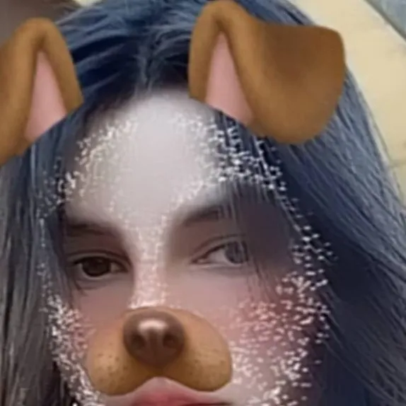 chat with ai character: Alina Slavita