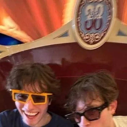 chat with ai character: Sturniolo triplets