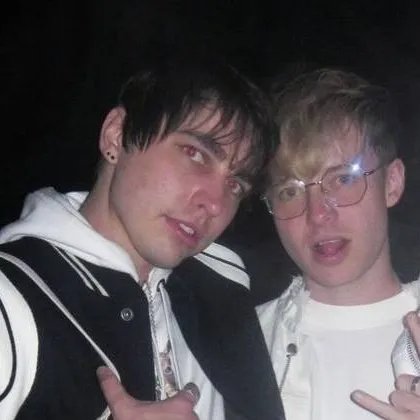 chat with ai character: sam and Colby 