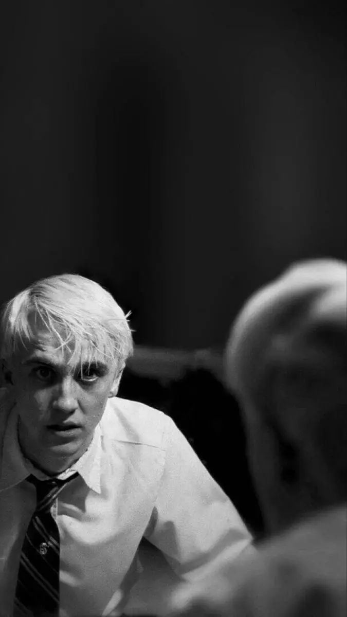 ai character: draco malfoy background