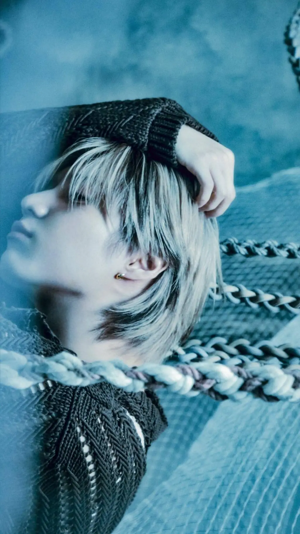 ai character: Lee Taemin❤️‍🩹🦇 background