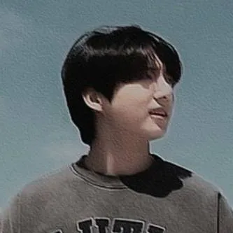 chat with ai character: JUNGKOOK 