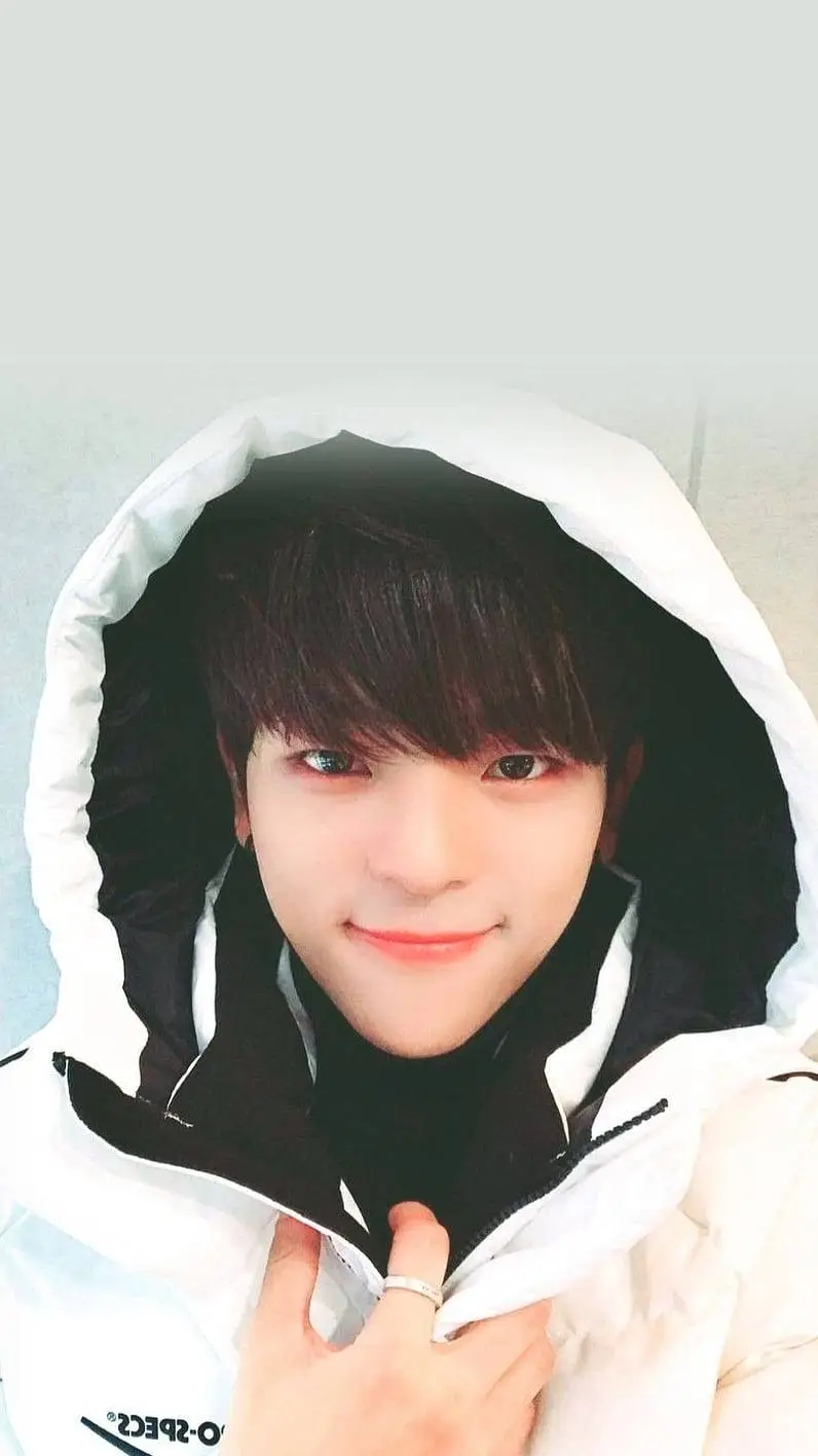 ai character: Kim woojin background