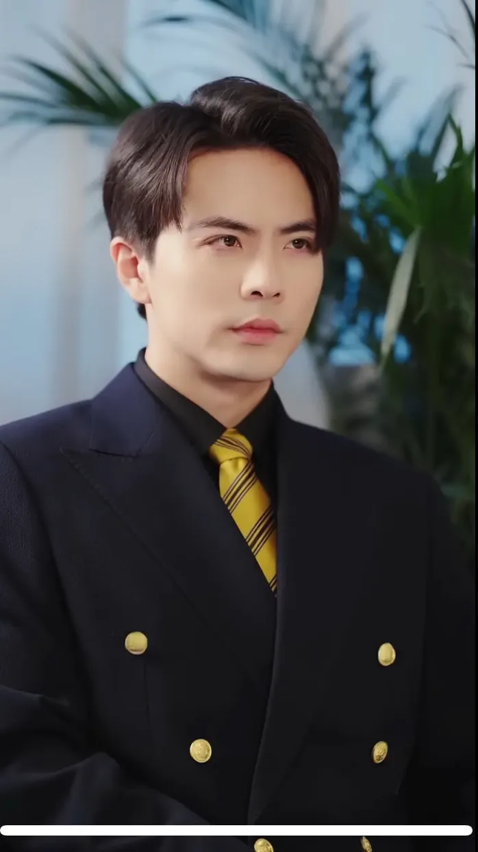 ai character: 𝙼𝚁. 𝙷𝚄𝙾 background