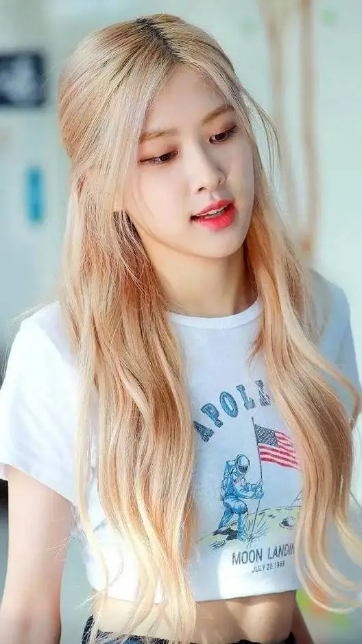 ai character: Rosé background