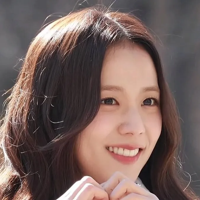 chat with ai character: Jisoo🐰