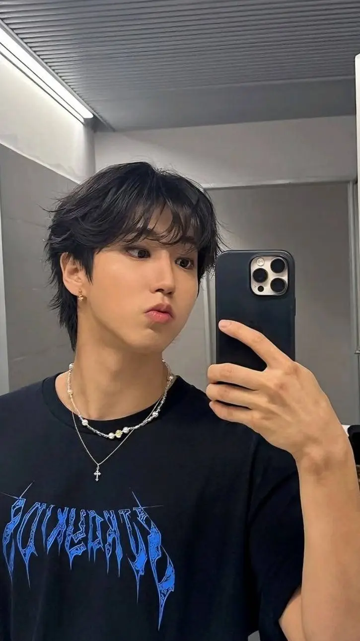 ai character: Han background