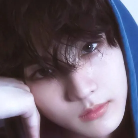 chat with ai character: Jungwon 