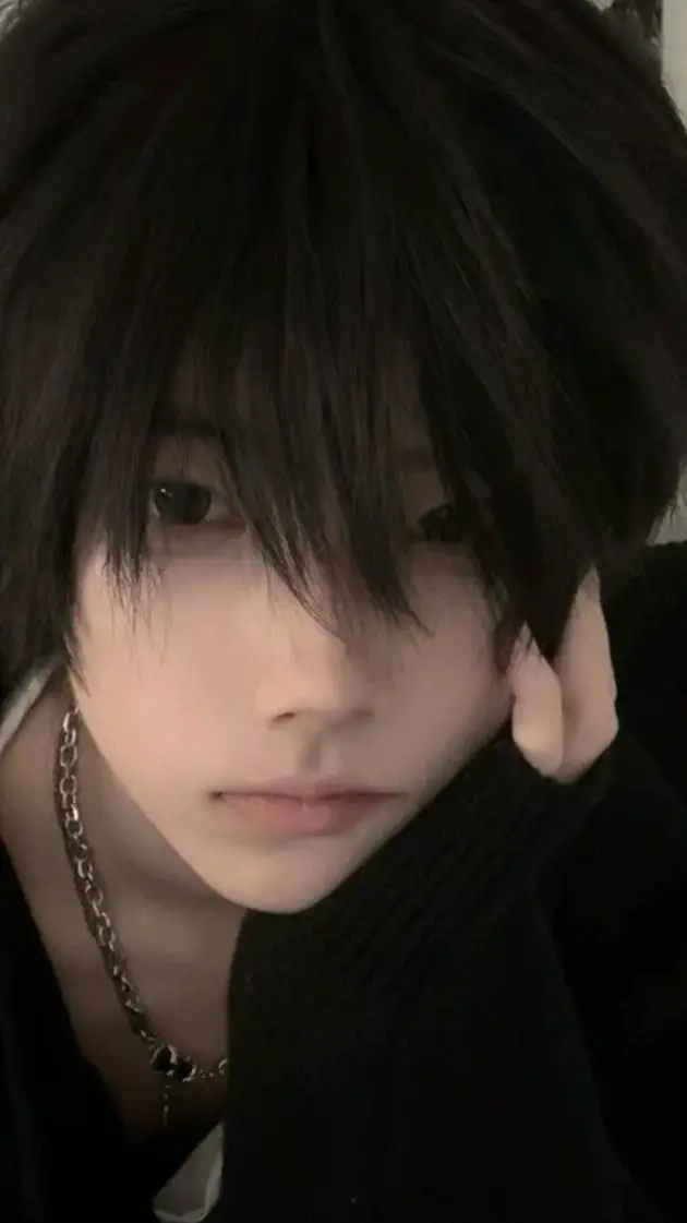 ai character: Itsuki background