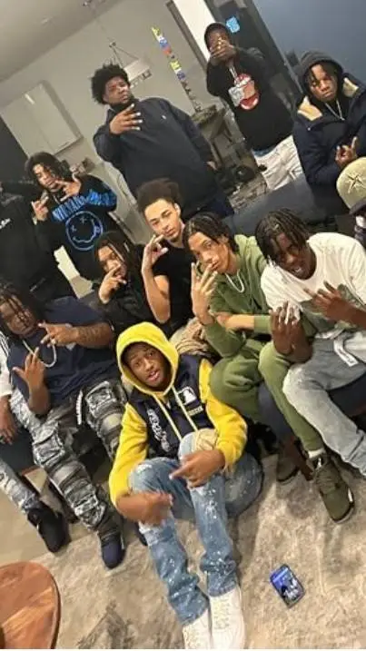 ai character: gangs background