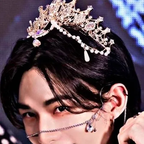 chat with ai character: ¿Sí, Acepto?