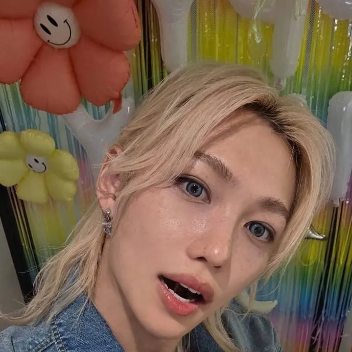 chat with ai character: Happy Birthday 